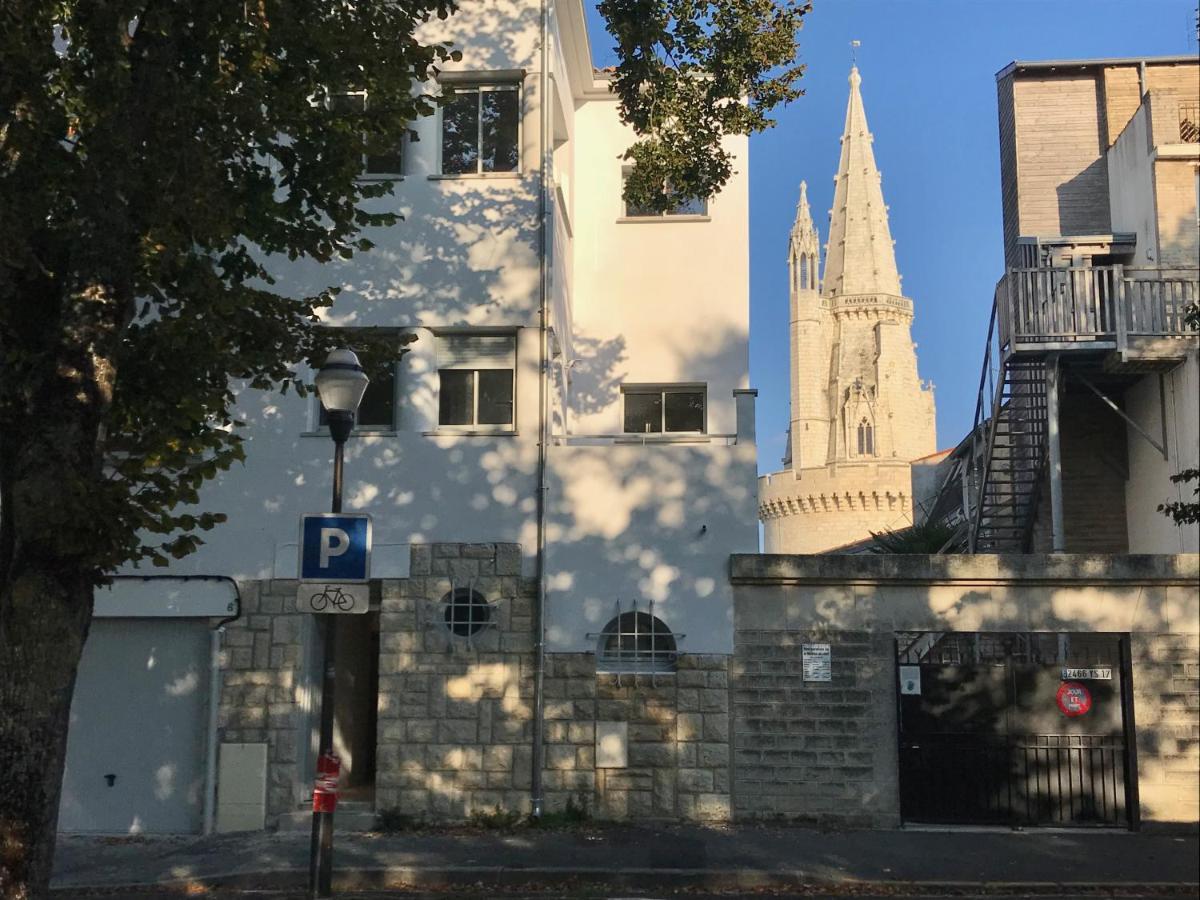 Appartement avec cour privée Centre ville Classé 4 étoiles La Rochelle  Esterno foto
